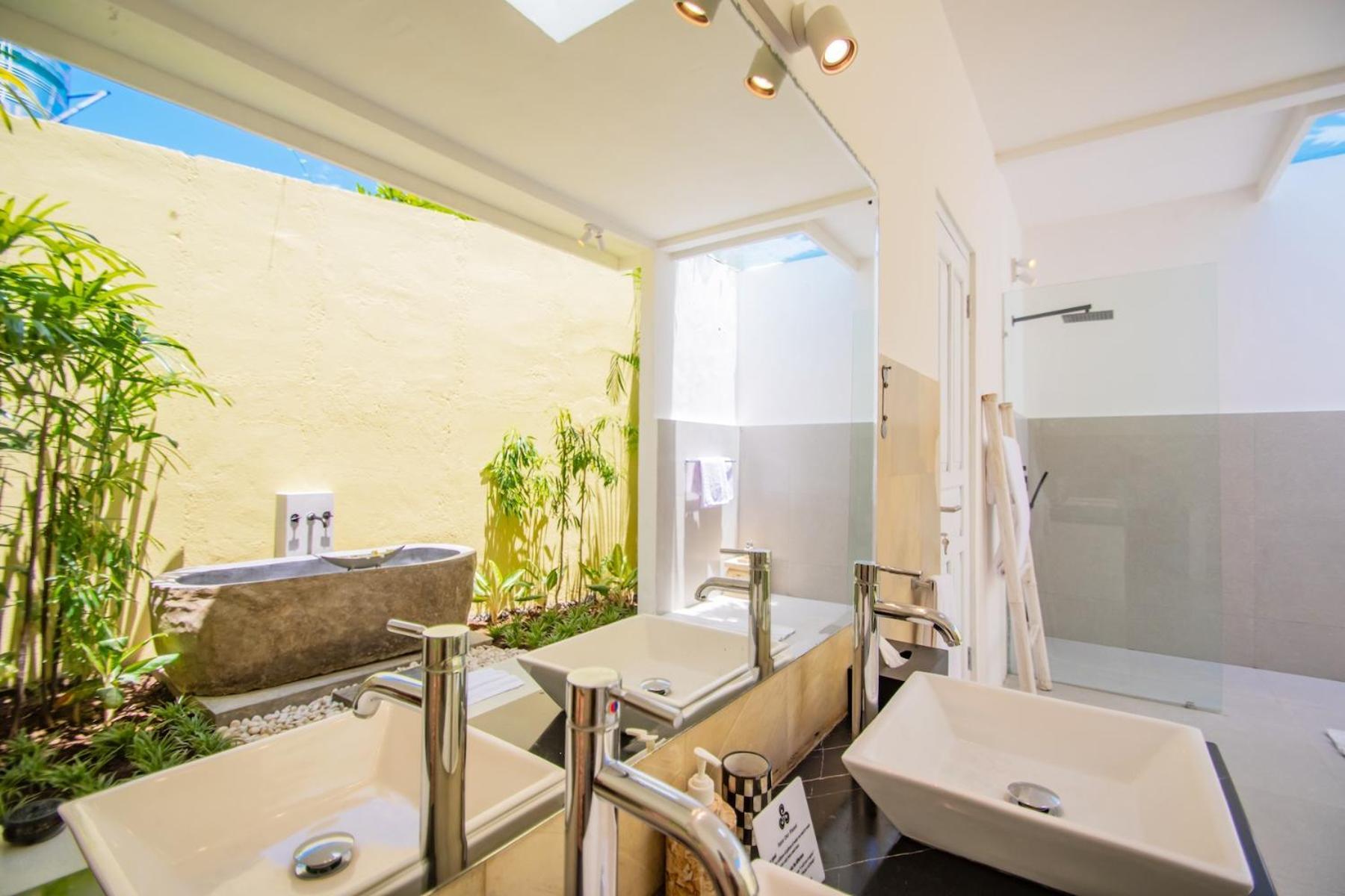 Villa Sitara, Sitara Villa Group Семиньяк Экстерьер фото