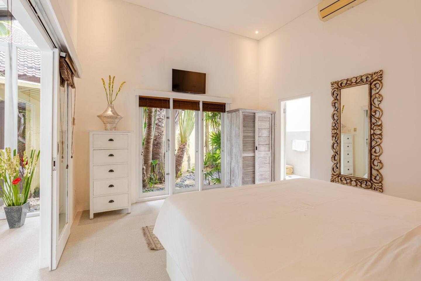 Villa Sitara, Sitara Villa Group Семиньяк Экстерьер фото